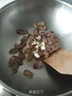 Make Sausage fried Dutch beans step 6