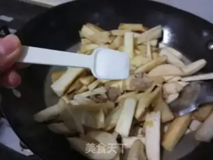 Make Five bouquets of abalone and eggplant step 7