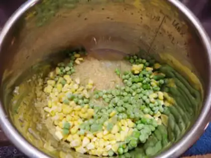 Make Pressure pot ham corn step 0