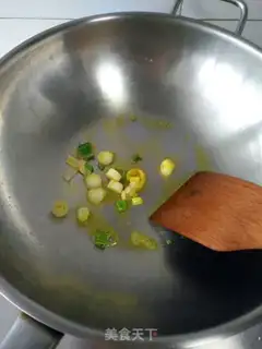 Make Tomato fried fish soup step 4