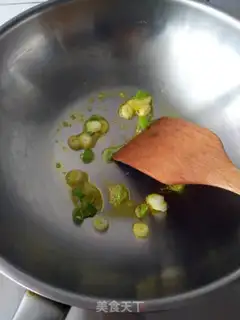 Make Salmon sauce and cabbage step 3