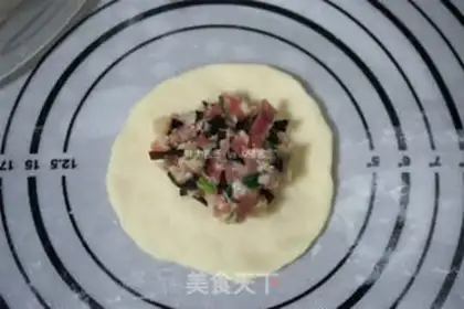 Make Fresh meat buns step 5