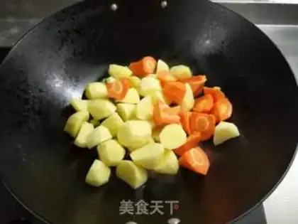 Make Curry potatoes step 1