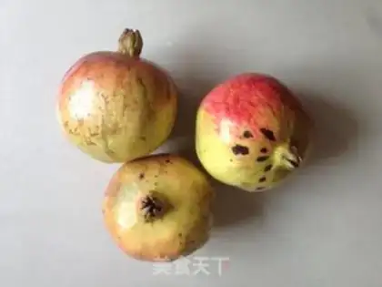 Make Sweet pomegranate juice step 0