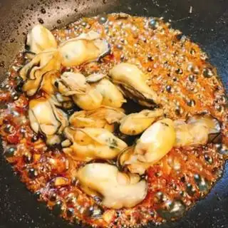Make Three ways to eat an oyster step 7