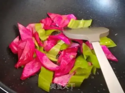 Make Spicy Fire Dragon Fruits step 3