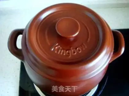 Make The silver spoon of a red date step 4