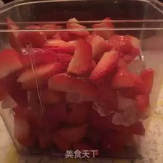Make Homemade strawberry sauce step 6