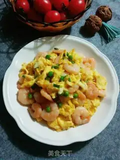 Make Shrimp fried eggs step 9