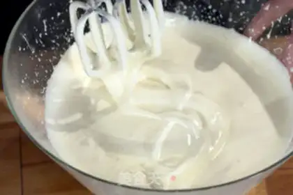 Make Bavarian cream step 1