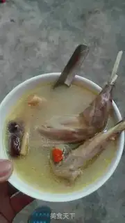 Make White-faced rooster step 2