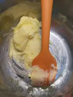 Make Basic butter cookies step 1