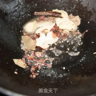 Make Red beef noodles step 9