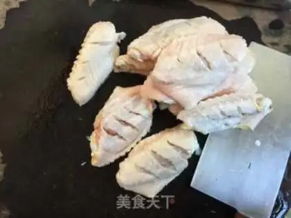 Make Coke chicken wings step 1