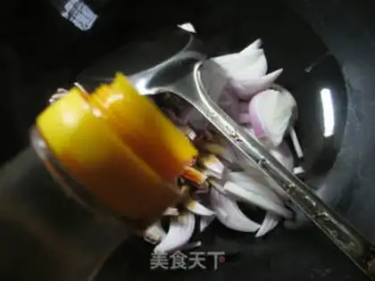 Make Five onion eggs dry step 2