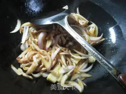 Make Five onion eggs dry step 3