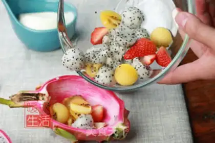 Make Fruit yogurt salad step 4