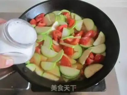 Make Tomato fried melons step 4