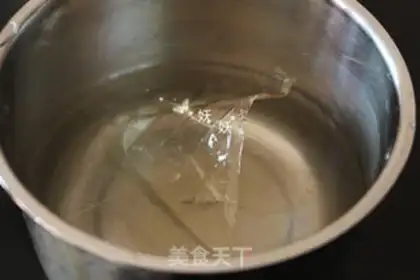 Make Strawberry cheese mousse step 12