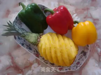 Make Old pineapple meat step 1
