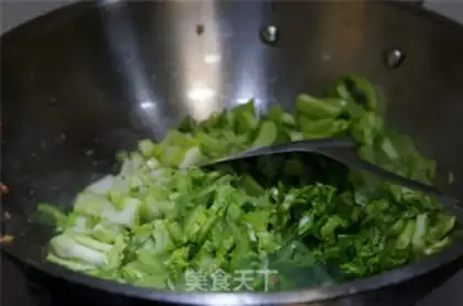 Make Soy sauce mustard fried rice step 6