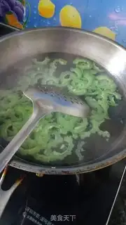 Make Scrambled eggs step 0