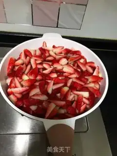 Make Strawberry sauce step 1