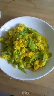 Make Scrambled eggs step 4