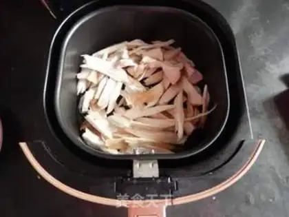 Make Fried mushroom chicken step 4