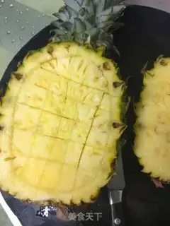 Make Pineapple rice step 2