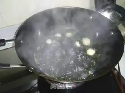 Make Fishball violet soup step 3