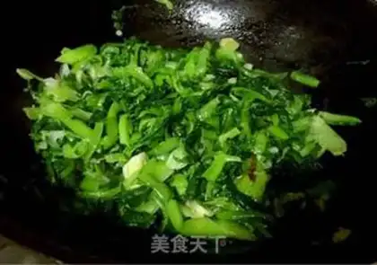 Make Piggy fish step 5