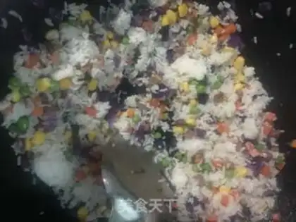 Make Pineapple rice step 7