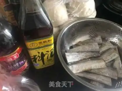 Make Jell-O fish step 1