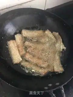 Make Jell-O fish step 5