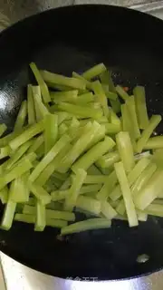Make Spicy pot step 2