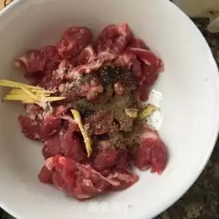 Make Egg beef step 0