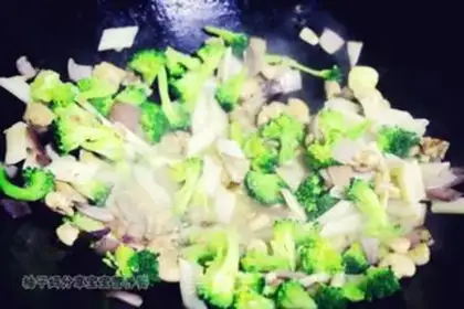 Make Chicken and macaroni step 5