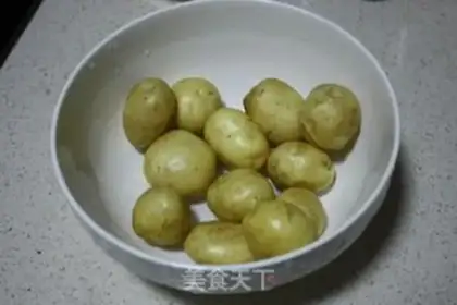 Make Scorched potatoes step 1