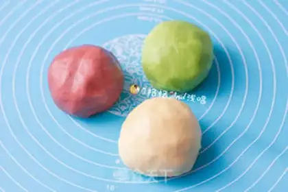 Make Lollipop cookies step 5