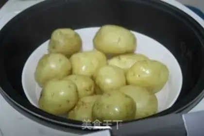 Make Scorched potatoes step 2