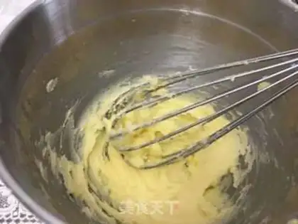 Make A pound cake of clot nuts step 1
