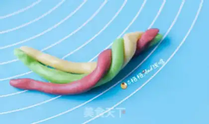 Make Lollipop cookies step 8