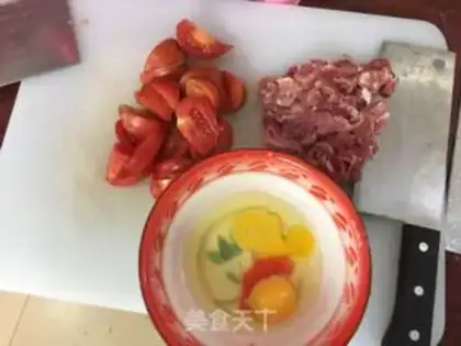 Make Tomato skinny egg soup step 0