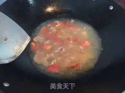 Make Tomato skinny egg soup step 2
