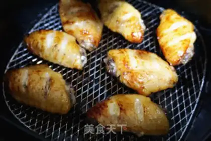 Make Bronco-Thai fried chicken wings step 6