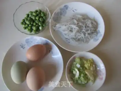 Make Silver fish fried eggs step 0