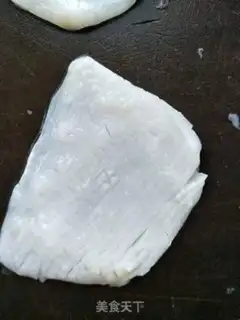 Make Inkfish and garlic step 1