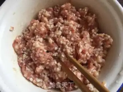 Make Bean-skin porridge step 1