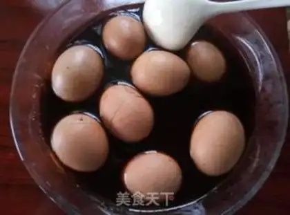 Make Five spicy tea eggs step 4